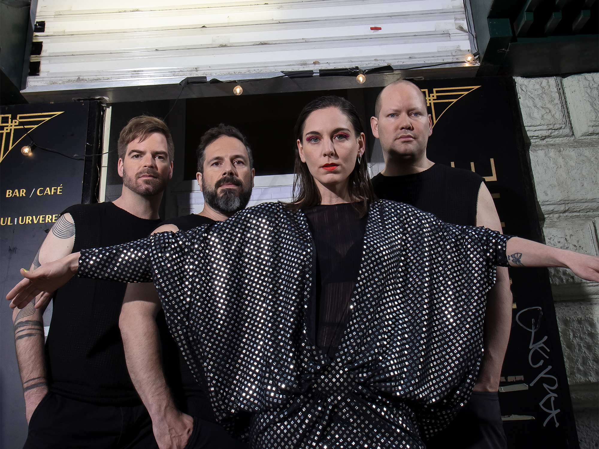 Mary Broadcast und Band, Sigi Maron Bühne